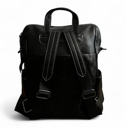 PREVENTA Mochila Cartera Catania Negra texturizada (Recibe entre 29/12 y 31/12)