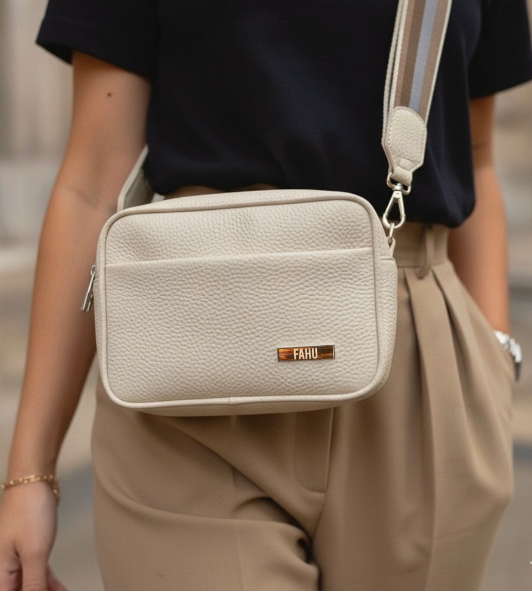 PREVENTA Cartera Bandolera Pisa Beige (Recibe entre 29/12 y 31/12)