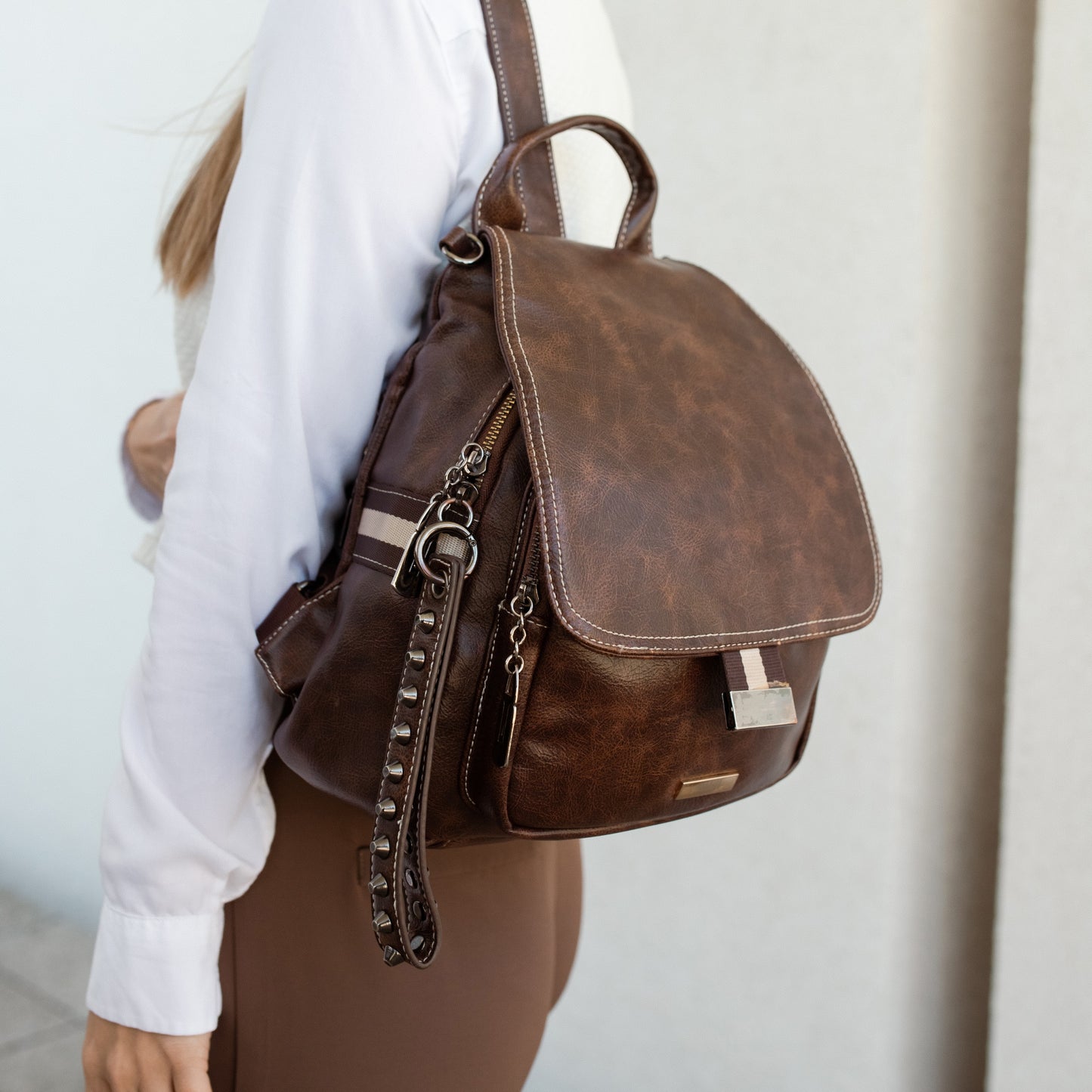Mochila Cartera Venecia Marrón (PREVENTA)