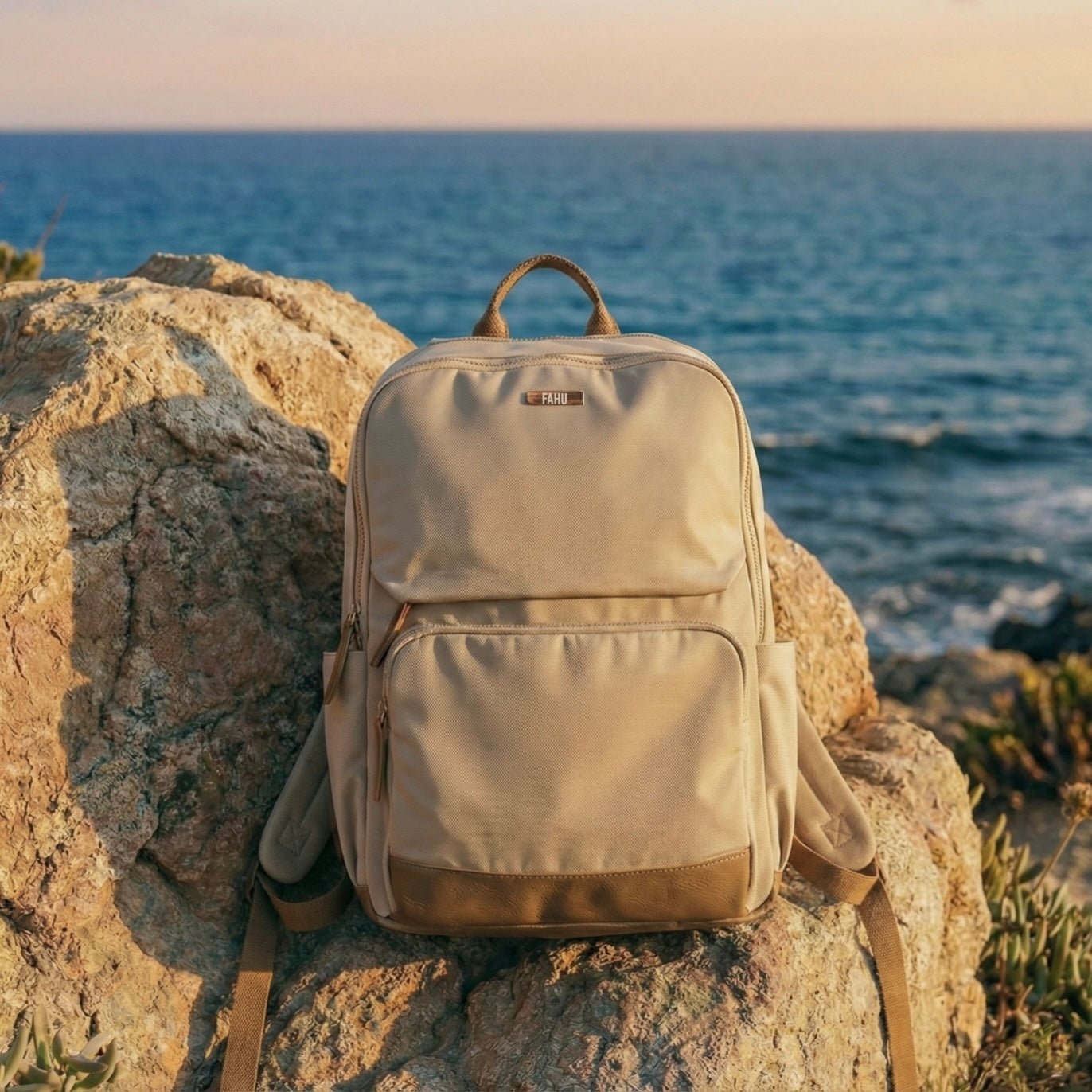 ATLANTA BEIGE – Mochila urbana con espacio para notebook - FAHU