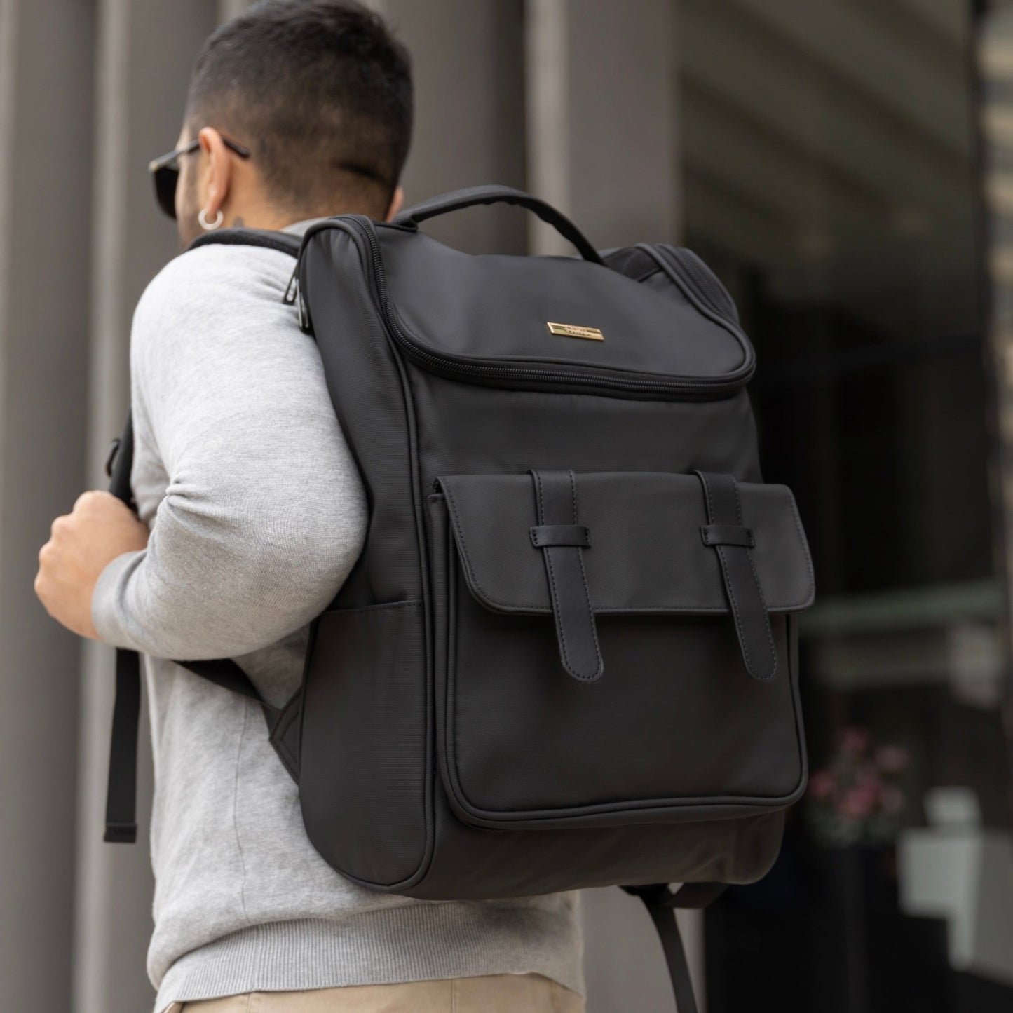 CHICAGO NEGRA – Mochila urbana con espacio para notebook - FAHU