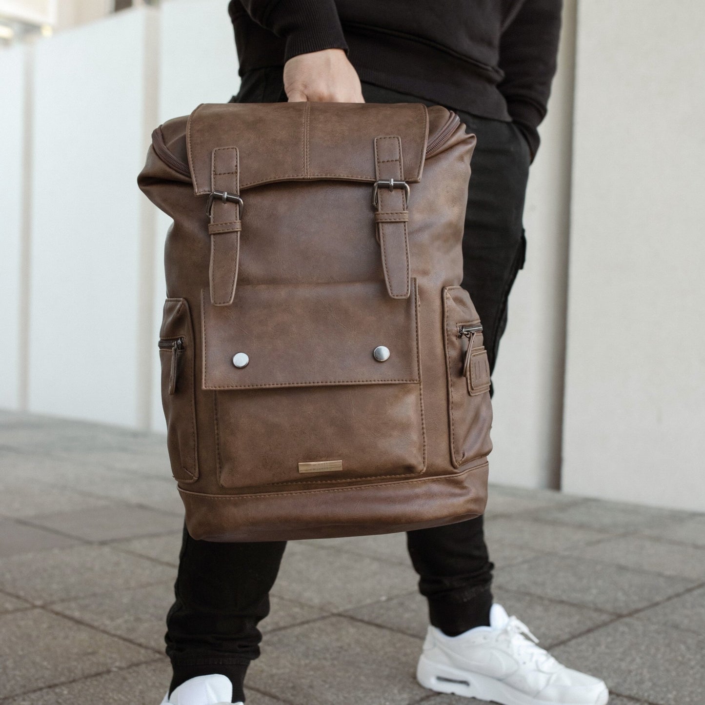 ESTAMBUL – Mochila Urbana Vintage con espacio para notebook - FAHU