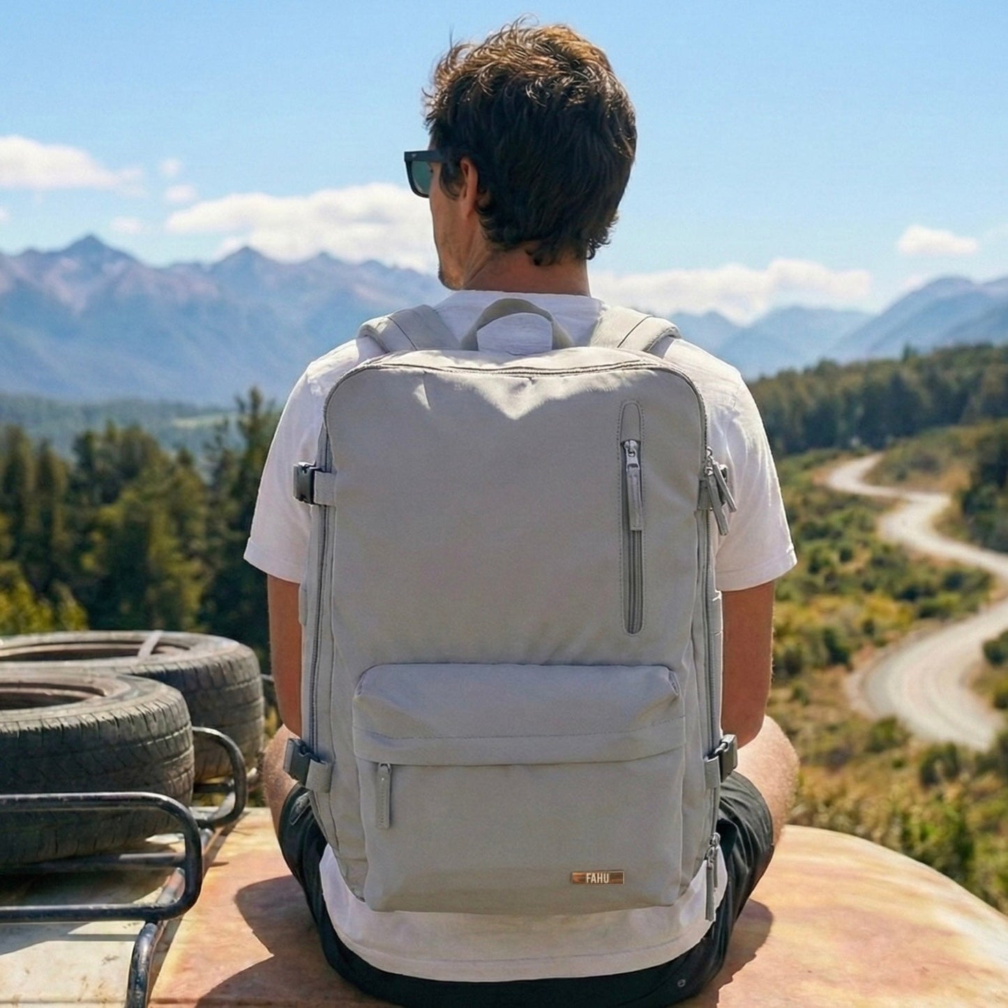 MALLORCA GRIS – Mochila expandible de viaje tipo maleta - FAHU