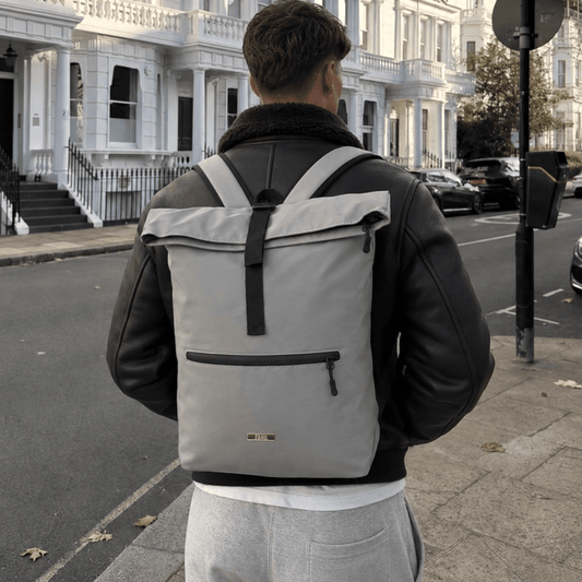 Mochila Roll Top Unisex Taipéi Gris Claro - FAHU