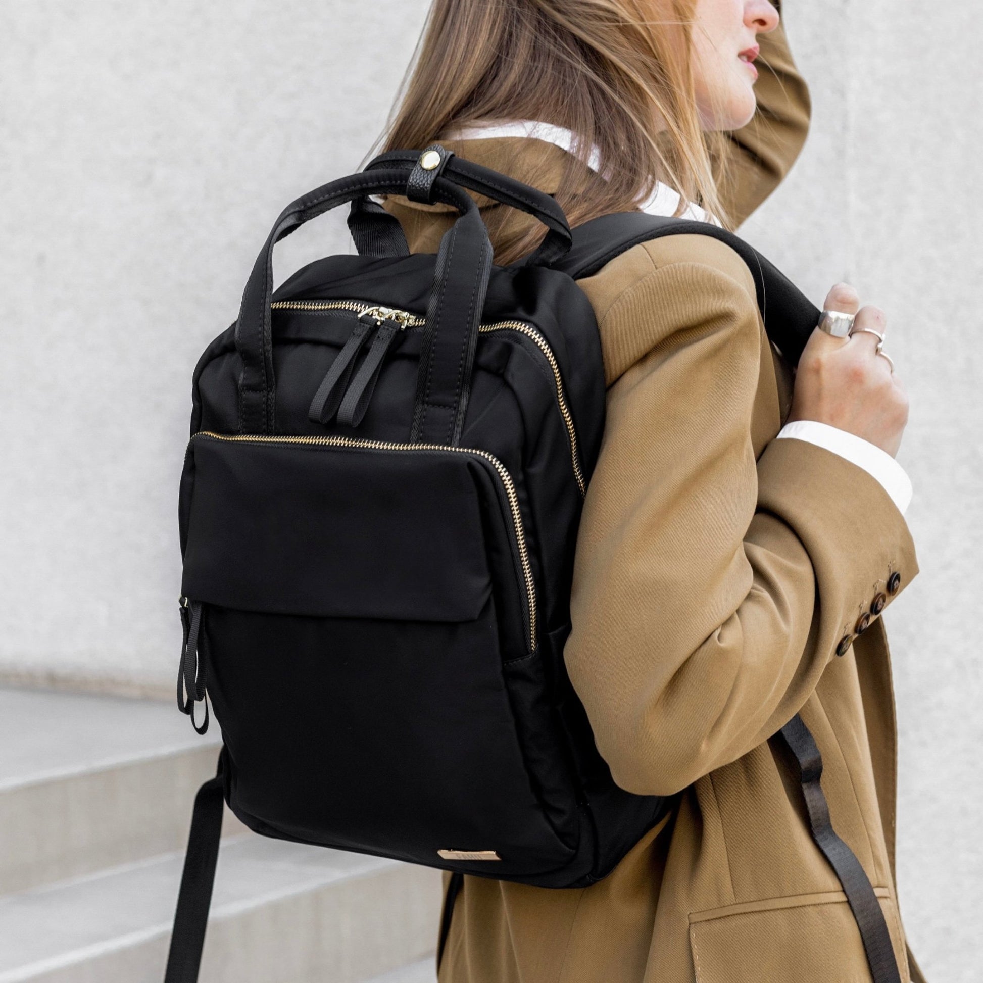 PREVENTA Mochila Bolonia Negra (Recibe entre 19/06 y 22/06) - FAHU