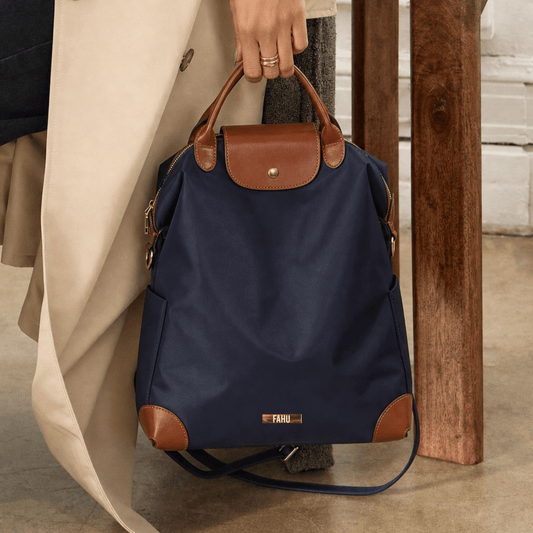 PREVENTA Mochila Cartera Alessandria azul marino (Recibe entre 19/06 y 22/06) - FAHU