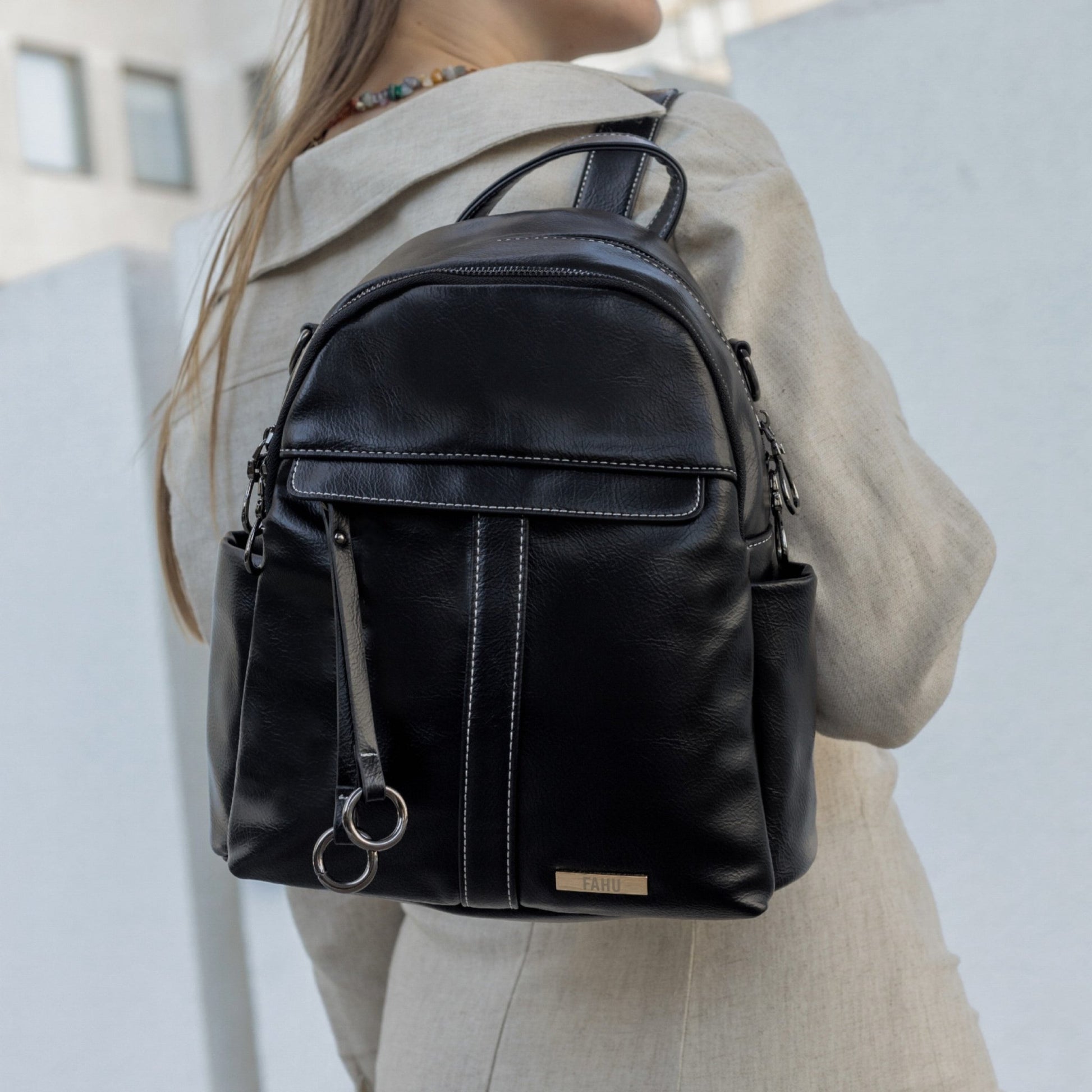 PREVENTA Mochila Cartera Siena Negra (Recibe entre 19/06 y 22/06) - FAHU